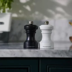 Hoxton saltkvern 10 cm svart