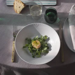 Hvit Riflet Halvblonde dyp tallerken 24 cm