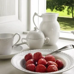 Hvit Riflet kanne 0,38L