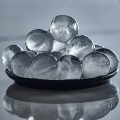 Isbitform kuler m/ lokk 2 cm svart