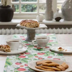 Jordbær løper 35x120 cm