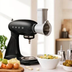 Kjøkkenmaskin SMF03 hel svart