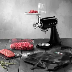 Kjøkkenmaskin SMF03 hel svart