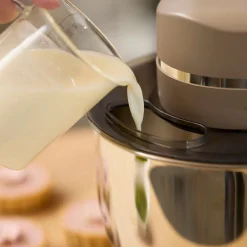 Kjøkkenmaskin 800W latte