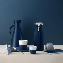Kjøleskapskaraffel 1L navy blue