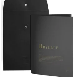 Kort brettet bryllup 16,8x21,8 cm svart