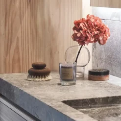 Kras duftlys 8,5x10 cm krystallisert stearin svart