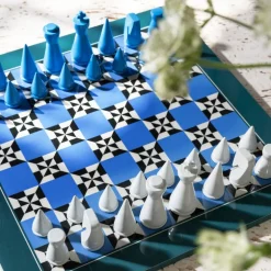 Lacquered sjakksett poseidon spill