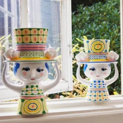 Lady with hat vase 24,5 cm grønn