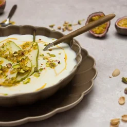 Lotus pastatallerken 21,5 cm brun