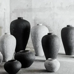 Luna krukke 18 cm svart