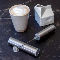 Lundi melkeskummer batteridrevet blank