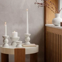 Lyngby Tura lysestake til kubbelys 11,5 cm hvit