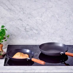 Mandala stekepanne 24 cm svart