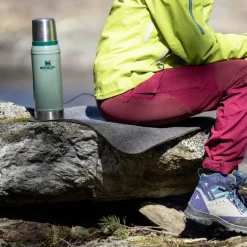 Marka sitteunderlag 43x43 cm svart