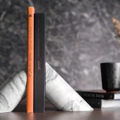 Marmaros bokstøtte 2stk hvit