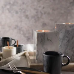 Marmaros lysestake 18 cm hvit