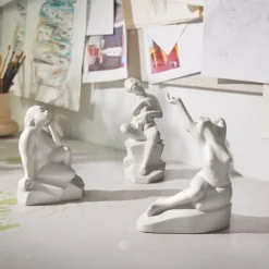 Moments of Being Beginnings 23 cm hvit