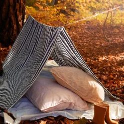 Monochrome Lines sengetøy 140x220 cm oker/hvit