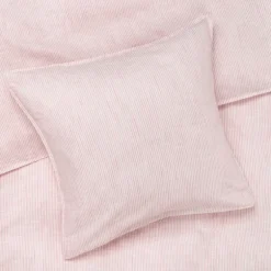 Monochrome Lines sengetøy 140x200 cm rosa/hvit