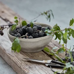 More skål 16 cm grå