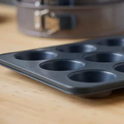 Muffinform 12 stk stål latte