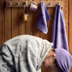 Mummi håndkle 50x70 cm Snorkfrøken lilla