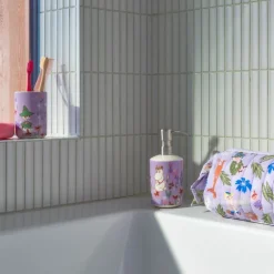 Mummi toalettmappe 12x24 cm blomsterhage