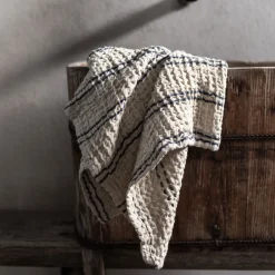 Nella håndkle vaflet 50x70 cm blue stripe