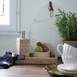 Norah serveringsbrett 30,5x20 cm natur