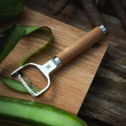 Norden skrellerY-formet