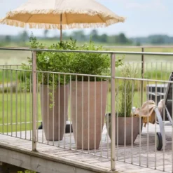 Nova blomsterpotte 29x22 cm concrete gold