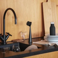 Oppvaskbørste nylon 23 cm svart