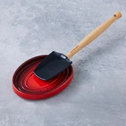 Oval gryteskjeholder cerise