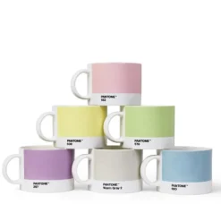 PANTONE tekopp med hank 47,5 cl lys rosa