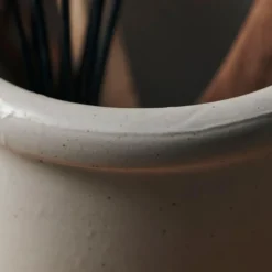 Pion krukke 15x11,5 cm grå/hvit