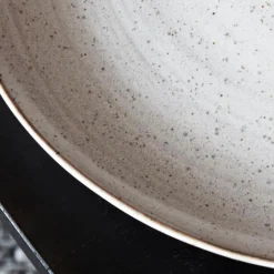 Pion tallerken 28,5 cm grå/hvit