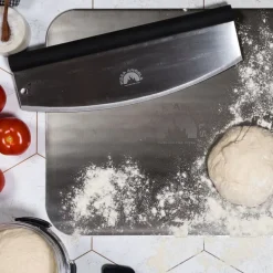 Pizza angels pizzadeler 35 cm svart/børstet