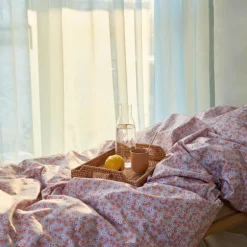 Pleasantly sengetøy 140x220 cm lys blå/rose