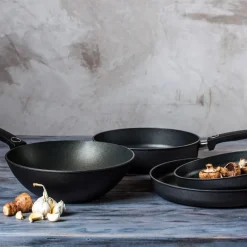 Premium wokpanne 4,5L svart