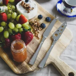 Ramona ostesett 2 deler