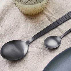 RAW bestikksett 40 deler matt svart