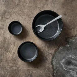 Raw Titanium Black skål 19,5x8 cm