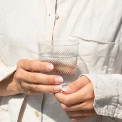 RAW Unique swirl vannglass 30 cl light blue