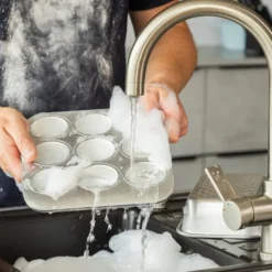 Recycled Aluminium muffinsbrett for 9 muffins 24x22 cm