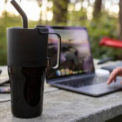 Rise Tumbler 77 cl med sugerørslokk svart