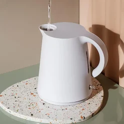 Rise vannkoker 1,2L hvit