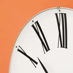 Roman veggur 48 cm hvit