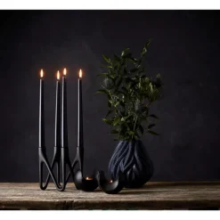 Roots lysestake Roots 4 armer svart