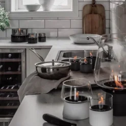 Rosie lykt 0,15L svart/smoke